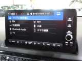 ナビゲーションはホンダコネクトディスプレイを装着しております。AM、FM、Bluetooth、フルセグTVがご使用いただけます。初めて訪れた場所でも道に迷わず安心ですね!