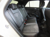 ISOFIX(イソフィックス)基準適合チャイルドシート固定装置!!安心楽々で対応チャイルドシートが取付できます。