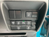 パワースライドドアなど各機能のスイッチは運転席から操作ラクラク。