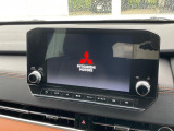 【メーカー純正ナビ】インテリアに溶け込むスタイリッシュな「専用設計」メーカーナビを装備♪視認性や操作性など基本性能にも優れ、より上質なカーライフをお楽しみいただけます。