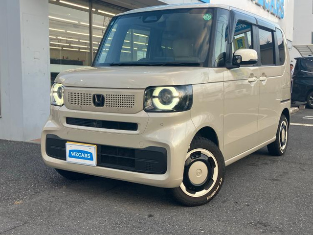 N-BOX ファッションスタイル 4WD 