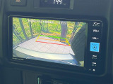 【バックカメラ】駐車時に後方がリアルタイム映像で確認できます。大型商業施設や立体駐車場での駐車時や、夜間のバック時に大活躍!運転スキルに関わらず、今や必須となった装備のひとつです!