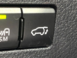 【パワーバックドア】スマートキーや運転席のボタンを押すだけでリアゲートが自動で開閉します!荷物を持っている時や、高い位置にあるバックドアを閉める際に便利な機能です♪