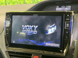 【BIG-X10インチナビ】人気の大画面BIG-Xナビを装備。専用設計で車内の雰囲気にマッチ!ナビ利用時のマップ表示は見やすく、テレビやDVDは臨場感がアップ!いつものドライブがグッと楽しくなります♪