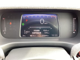 マルチインフォメーション・ディスプレイでは、燃費や車速、ホンダセンシング機能の注意表示など表示され、快適な運転に。