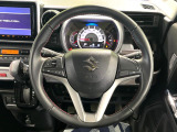【純正革巻きステアリング】上質な革を使用することで、手にしっかり馴染みとても運転しやすいハンドルです♪