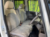 運転席シート廻りは使用感も少なく、良好な状態となっています。丁寧に使われていたことがよくわかりますね。
