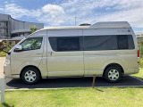 ご購入して頂いた車両は、ご納車前に、しっかり点検・整備してからの、ご納車になります。点検箇所は、エンジンオイル交換・ワイパーゴム・ブレーキ点検・調整・その他を確認のうえ、ご納車いたします。