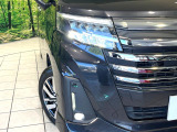 【LEDヘッドライト】悪天候や夜間走行時も良好な視界を確保し安心して運転できる高輝度LEDヘッドライトを装備!点灯速度が早く、消費電力も抑えられています。