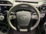 インテリアに合わせたデザインのステアリングは、運転される方のことも考え、運転しやすい形状、大きさです。是非一度、実際に触ってお確かめください。