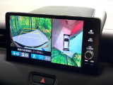 【マルチビューカメラシステム】専用のカメラにより、上から見下ろしたような視点で360度クルマの周囲を確認することができます☆死角部分も確認しやすく、狭い場所での切り返しや駐車もスムーズに行えます。