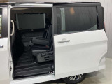 【両側ハンズフリーオートスライドドア】寝ているこどもを抱いていても、荷物を持っていても問題なし!とっても便利です♪
