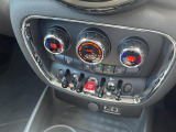 ◆LIBERALAは、輸入車選びの新たなスタイルを提案するインポート・セレクト・ブランドです。オーナー様となる方がクルマから直接感じる感性を第一にした、最良の一台との出会いをコーディネートいたします。