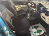 運転席はこんなです。