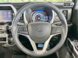 【ステアリングスイッチ】運転中、前方から目線をそらすことなく、オーディオ等の操作が可能な便利機能!安心&快適なドライブを演出してくれます♪