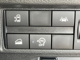 【パワースライドドア】スマートキーや運転席のスイッチでスライドドアの開閉が可能♪電動だから力を入れてドアを開ける必要が無く、小さいお子様でも、重い荷物を持っている時もラクに開け閉めできます♪