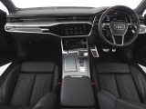 Audiのインテリアはエクステリア同様、優れたデザイン性とクオリティ、そして機能性を兼ね備えております。