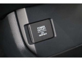 シガーソケットが付いているので、車から電源を取ることが出来ます!