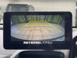 【バックカメラ】駐車時に後方がリアルタイム映像で確認できます。大型商業施設や立体駐車場での駐車時や、夜間のバック時に大活躍!運転スキルに関わらず、今や必須となった装備のひとつです!
