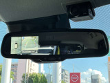 アラウンドビューモニターはミラー部分に映しだすことも可能です!