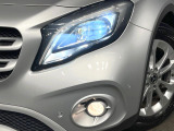 ●LEDヘッドライト:夜間走行時も良好な視界を確保し安心して運転できる高輝度LEDヘッドライトを装備!点灯速度が早く、消費電力も抑えられています。