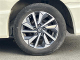 【 外装エクステリア 】現車の確認はお電話で在庫のご確認の上、是非ご来店くださいませ!ご来店の難しい方は店舗スタッフがお電話やメールで詳細をお答えさせて頂きます。