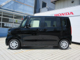 全長339cm、幅147cm、高さ179cmのお車になります。
