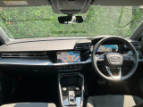 Audiのインテリアはエクステリア同様、優れたデザイン性とクオリティ、そして機能性を兼ね備えております。