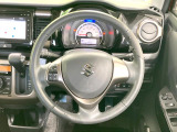 【純正革巻きステアリング】上質な革を使用することで、手にしっかり馴染みとても運転しやすいハンドルです♪