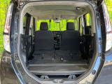 普段のお買い物や通勤、送迎等に十分な荷室スペースを確保しております。セカンドシートを倒すと、大きな荷物の積載も可能です♪