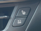 【リモート機能つきアドバンストパーク】専用スマートフォンアプリの使用で、車外から遠隔駐車・出庫が可能な先進機能。広い場所で乗り降りしたい時に便利です♪
