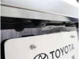 バックカメラが付いているので後方確認が非常にしやすいです。今や運転初心者も熟練者も必須装備!ついていて損はないですね♪