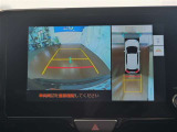 【全周囲カメラ】まるで上から車を見ている様に移ります☆縦列駐車や幅寄せ時に大活躍♪