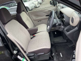 運転席まわりです。実際に座ってみて、乗り心地を体験してみてください,視界も良好です