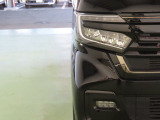 LEDヘッドライトは、点灯の瞬間から光量を発揮し、突然暗くなるトンネルなどでの安定感を高めます。