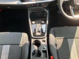 Audiのインテリアはエクステリア同様、優れたデザイン性とクオリティ、そして機能性を兼ね備えております。