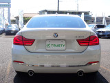 第二展示場にも多数のBMWをラインナップ!ご来店の際はBMW本店(厚木市下荻野140-1)に一度ご来店ください!☆関東運輸局認証工場 自動車分解整備事業2-6030☆プッシュプル式板金塗装ブース完備☆