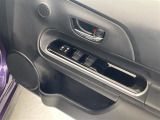 【パワーウインドウ】運転席のスイッチで、各席の窓ガラスの開閉ができます!あると便利ですよね!