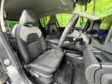 ドライバーによって運転しやすいポジションは異なり、あの車はどうなのか不安なこともありますよね。気になるお車は店頭で乗り込んでご確認いただけます♪