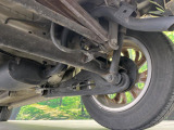 お車を安心してお乗りいただく為には、足回りの定期点検が欠かせません。サービスサポート(有償保証)では無料点検もご提供しており、安心のカーライフをお過ごしいただけるサポート体制が整っています。