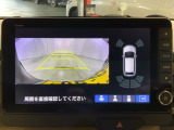 リアカメラ付で、後方をナビ画面で確認。車庫入れも安心です。もちろん、バックギアと連動しています。
