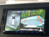 【アラウンドビューモニター】専用のカメラにより、上から見下ろしたような視点で360度クルマの周囲を確認することができます☆死角部分も確認しやすく、狭い場所での切り返しや駐車もスムーズに行えます。