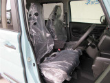 視野が広く操作しやすい運転席