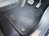 ◆LIBERALAは、輸入車選びの新たなスタイルを提案するインポート・セレクト・ブランドです。オーナー様となる方がクルマから直接感じる感性を第一にした、最良の一台との出会いをコーディネートいたします。