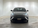 夜間のドライブも快適☆暗い夜道を明るく照らしてくれる、LEDライトです!