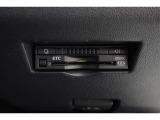 ETC車載器を装備していますので、高速道路の料金所をスムーズに通過。料金もお得になる場合があります。