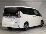 セレナ 2.0 ハイウェイスター Vセレクション 