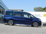 車輌右横になります!車両販売や買取、車検、点検その他一般整備、板金修理、任意保険などなどお車のことならなんでもお任せください!整備や修理もお安く頑張らせて戴きます!