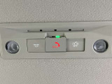 あおり運転をされても安心!緊急通報も可能、ボタンを押すだけでオペレーターにつながるSOSコール付。(別途登録費用が必要となります。)