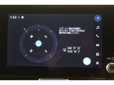 スマホヤiPhoneと連携し、対応アプリを表示させて使うコネクティッドナビ対応ディスプレイオーディオ。自分次第で使い方が広がります。DA連動ETC2.0搭載。利用日や料金の確認がモニターで出来ますよ。